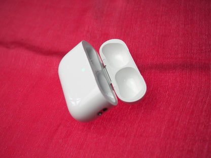 Genuine Apple Airpods Pro 3 (A3122) Wireless Charging Case & Working (New Model)