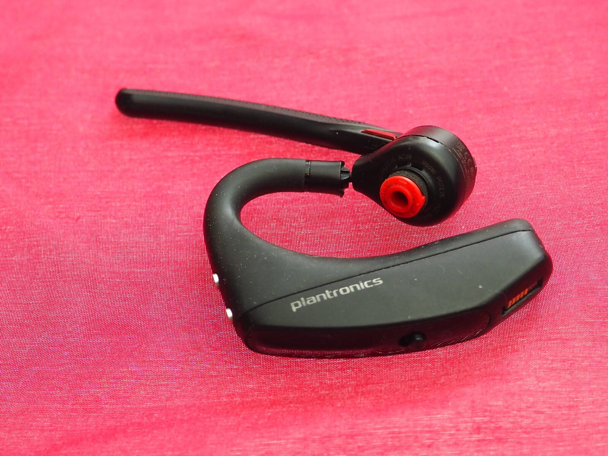 Plantronics Voyager 5200 BROKEN/NOT WORKING