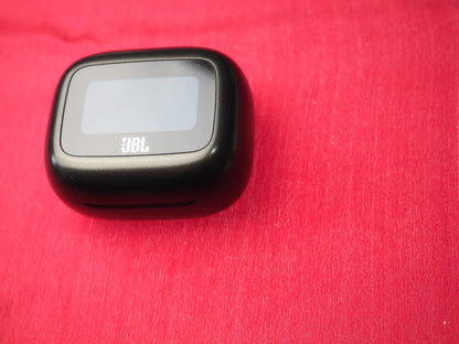 JBL Live Beam 3 Case Only & Working Only when plugged in