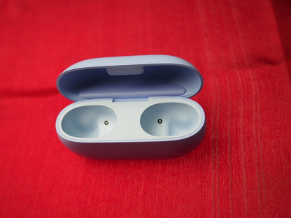 Genuine Beats Solo Charging Case Only & Working