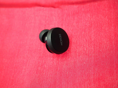 Denon Perl 586 Left  Bluetooth Earbud Only & Working