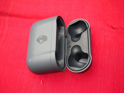 Skullcandy INDY Fuel Case Only & Working
