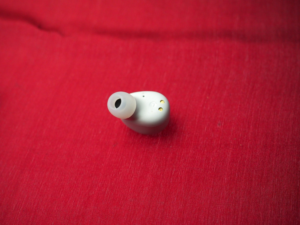 JBL Wave Buds Left Earbud Only & Working