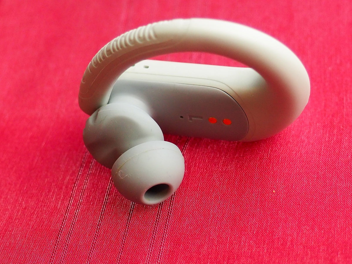 JBL Endurance Peak 3 (no rubber) Left  Bluetooth earbud Only & Working