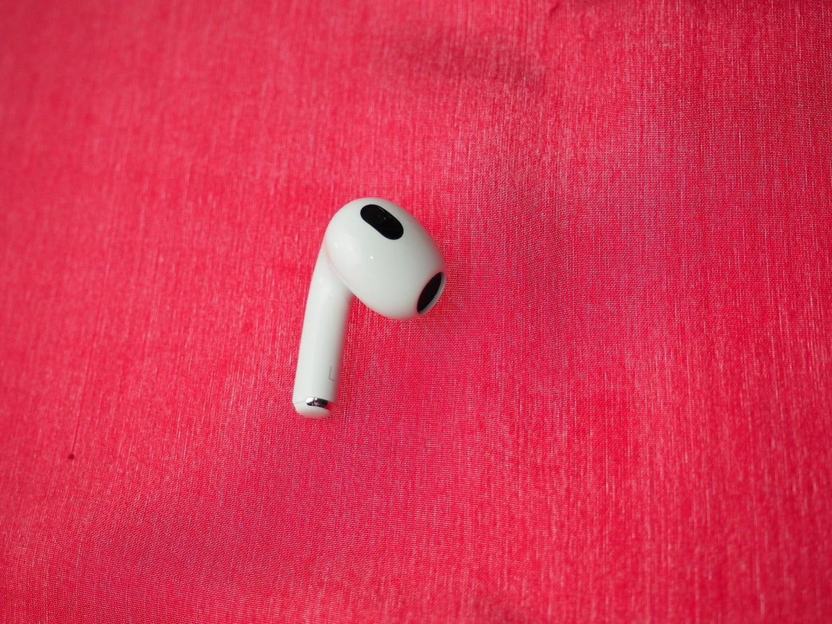 Genuine Apple Airpods 3 (A2564) Left  Bud Only & Working (Old Model)