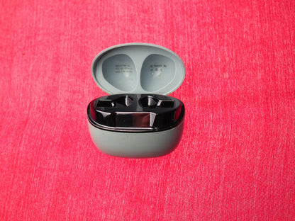 Q13 Bluetooth Earbud Case Only & Working