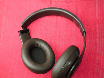 Beats Studio Pro Bluetooth Headphones Working But Snapped