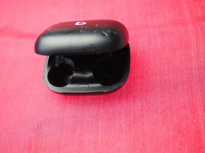 Powerbeats Pro 2 Case Only & Working But Damaged