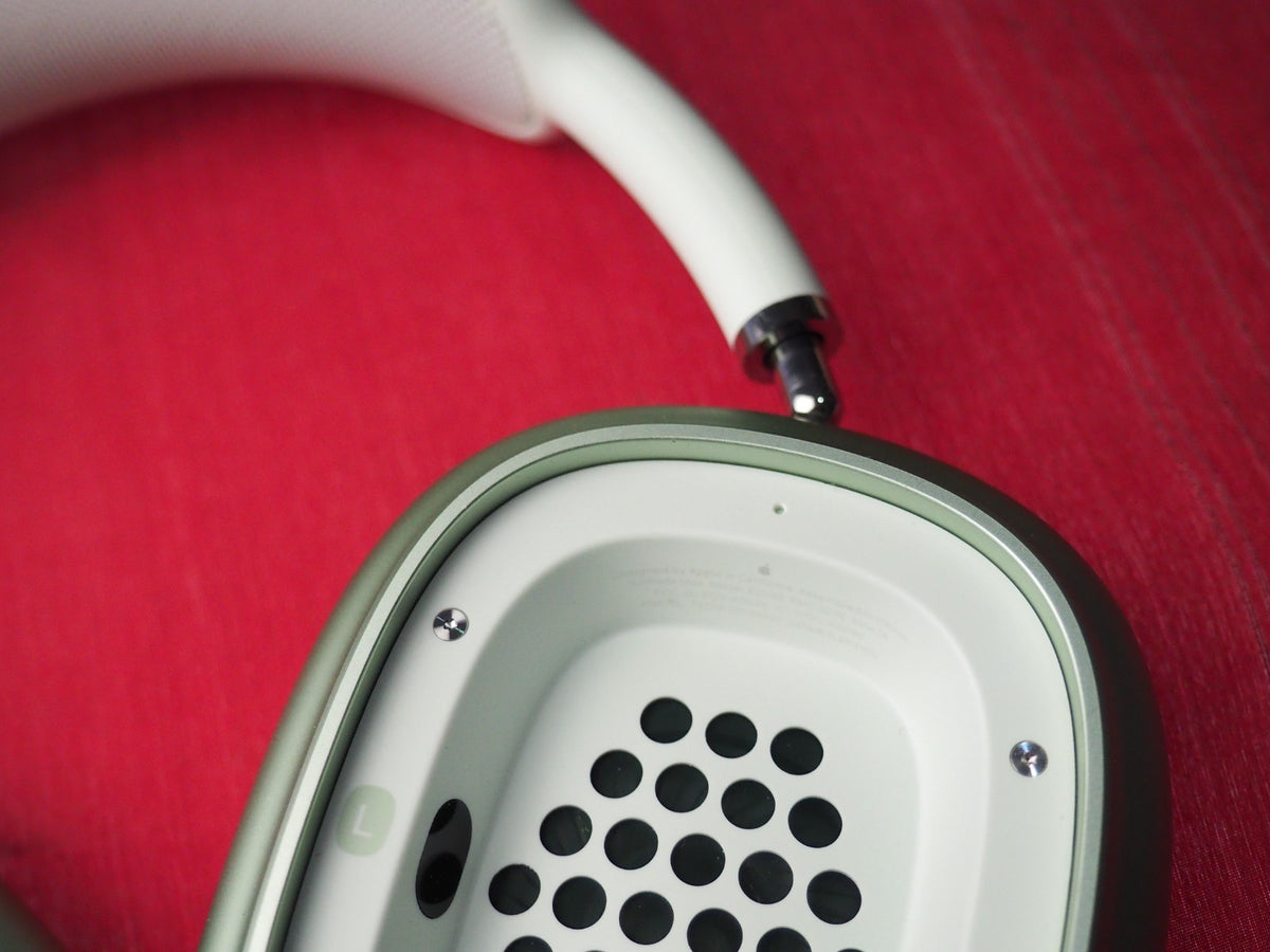 Genuine Apple Max A2096 Bluetooth Headphones Not Working No Power