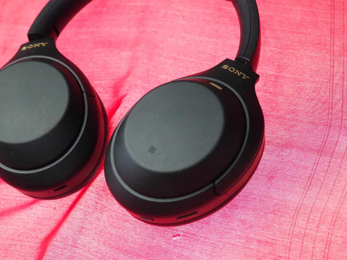 Sony WH-1000XM4 Bluetooth Headphones & Not Working