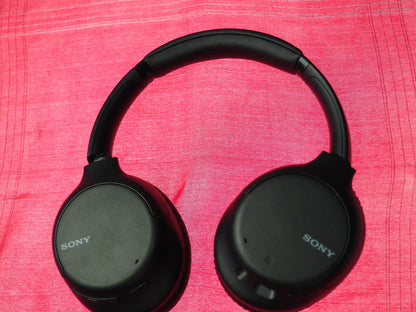 Sony CH-710 Bluetooth Headphones & Working But Snapped