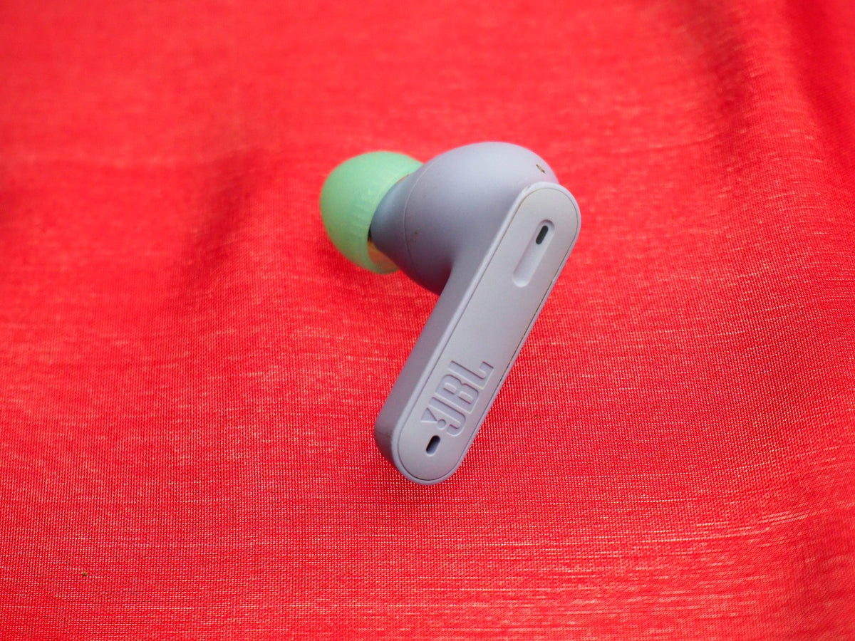 JBL Tune Beam Left  Bluetooth earbud Only & Working