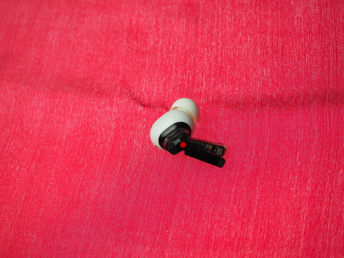 Nothing Ear (1) Right Bluetooth Earbud Only & Working-READ