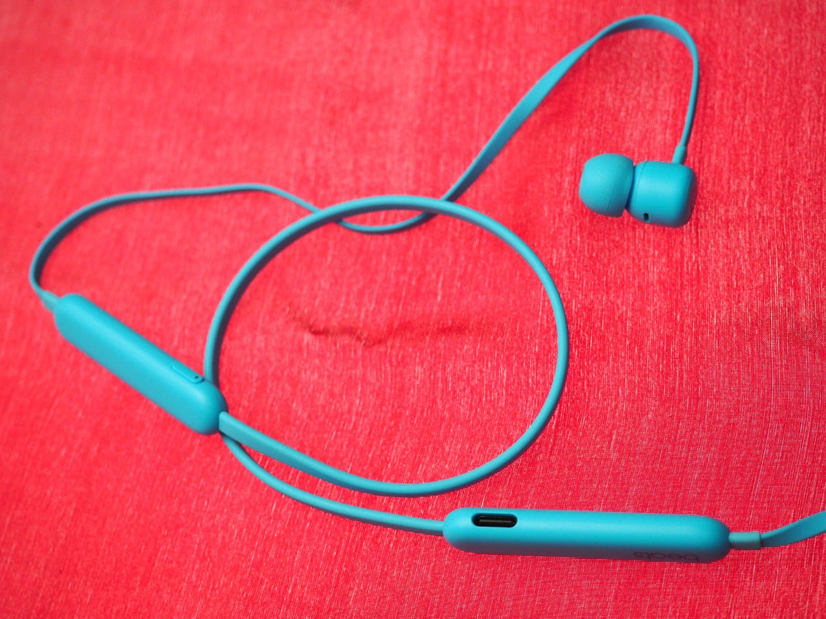 Beats Flex Bluetooth Earbuds Only & Working