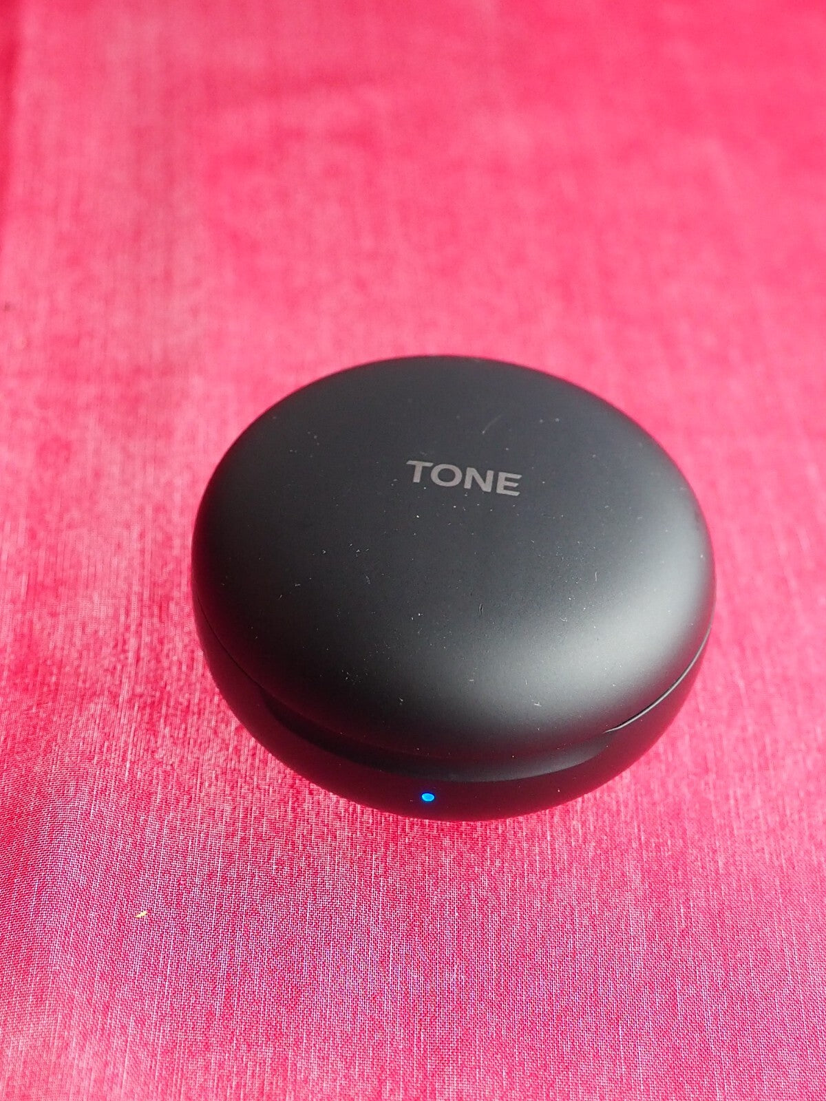 LG Tone Free Case HP4-FN5 Only & Working