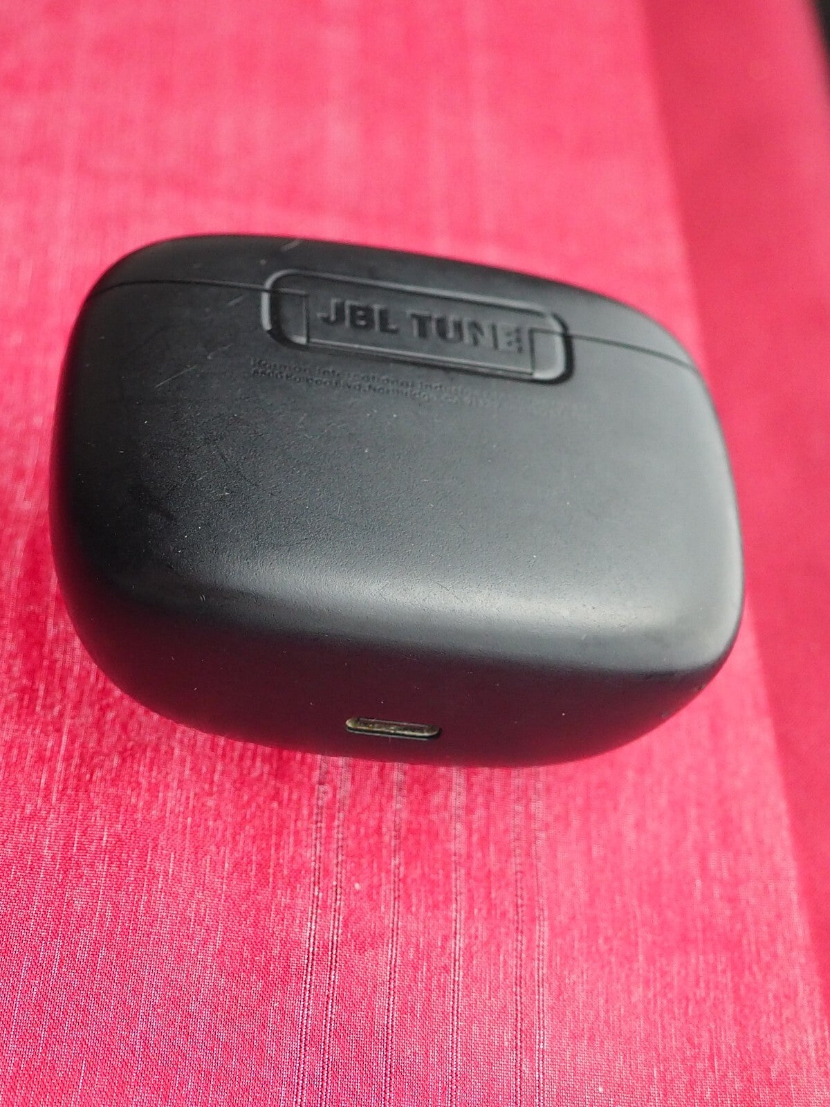 Jbl Tune Beam Case Only & Working