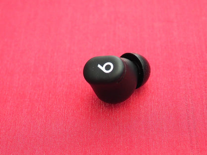 Beats Solo Buds Right Bluetooth earbud Only & Working