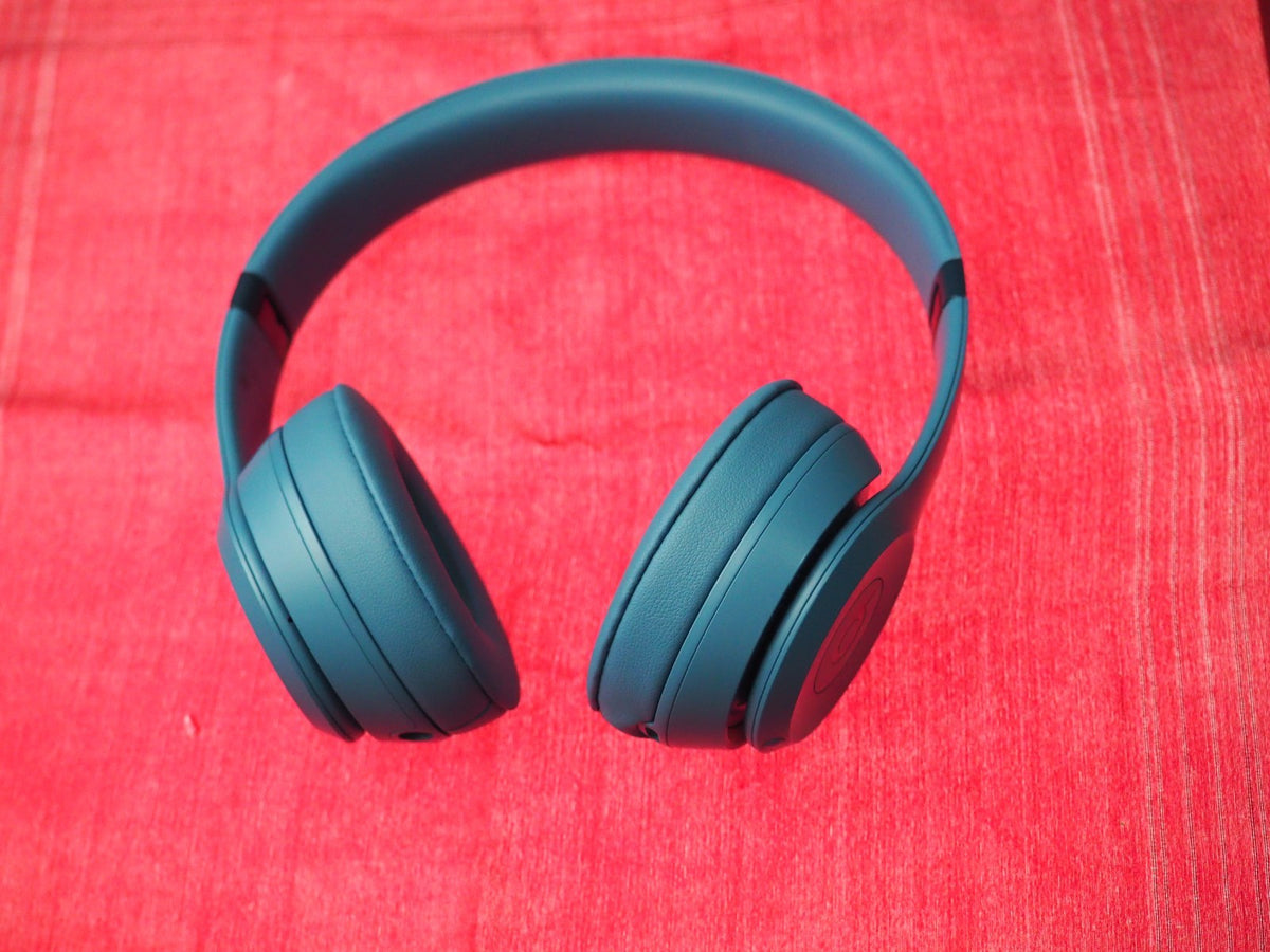 Beats Solo 4 Blue Bluetooth Headphones & Only One Side Works