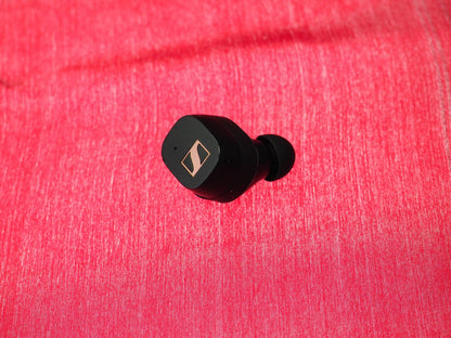 Sennheiser Sport Right  Bluetooth Earbud Only & Working