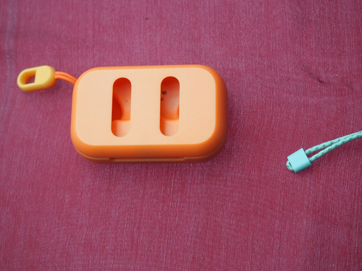 Skullcandy Dime Case Only & Working