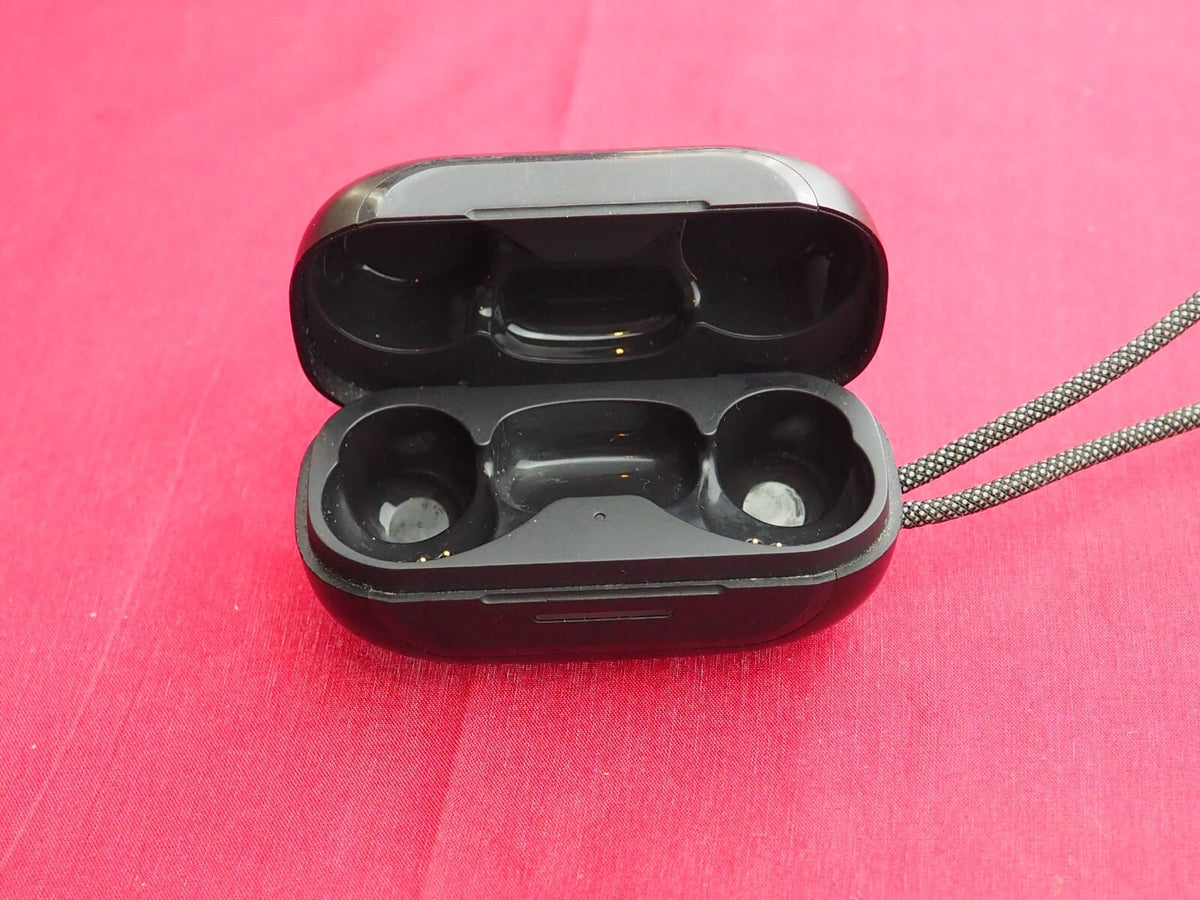 Jbl Reflect Mini Case Only & Working