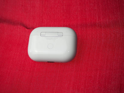 Genuine Apple AirPods Pro 2 (A2968) USB-C Charging Case Only & Working