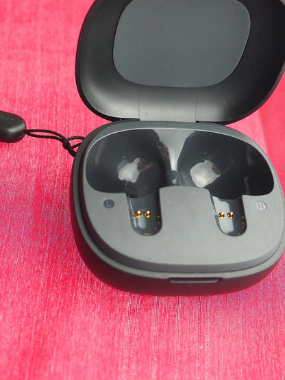 Soundcore P20i Case Only & Working