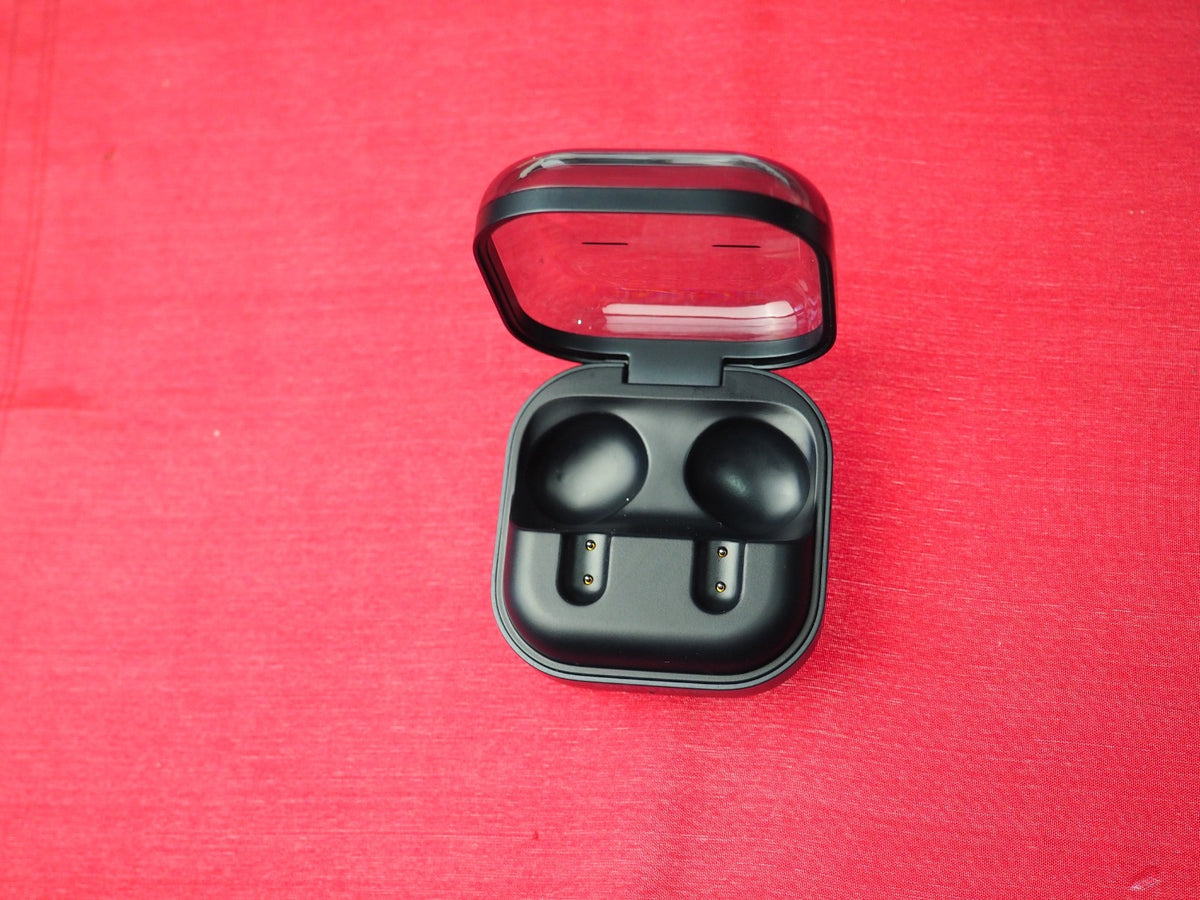 Samsung Galaxy Buds 4 Pro Case only & Working