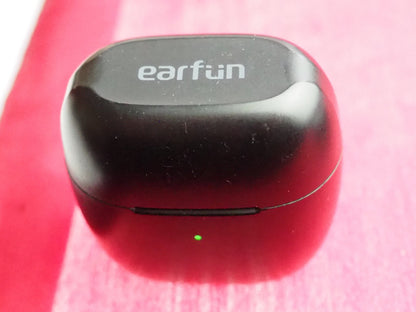 Earfun Air TW200 Case  Only & Working