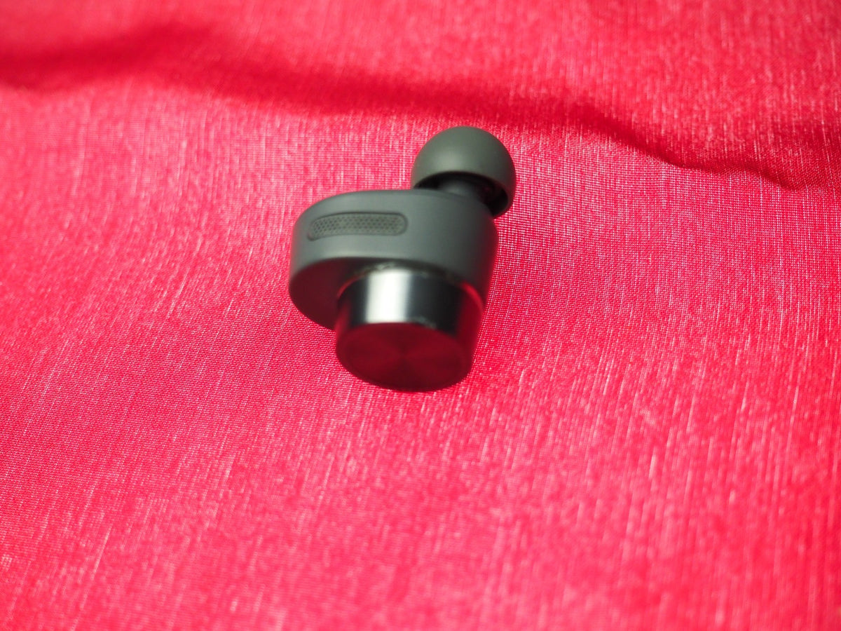 Bowers & Wilkins PI5 S2 Right Bluetooth Earbud Only & Working