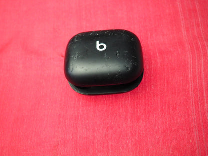 Powerbeats Pro 2 Case Only & Working But Damaged