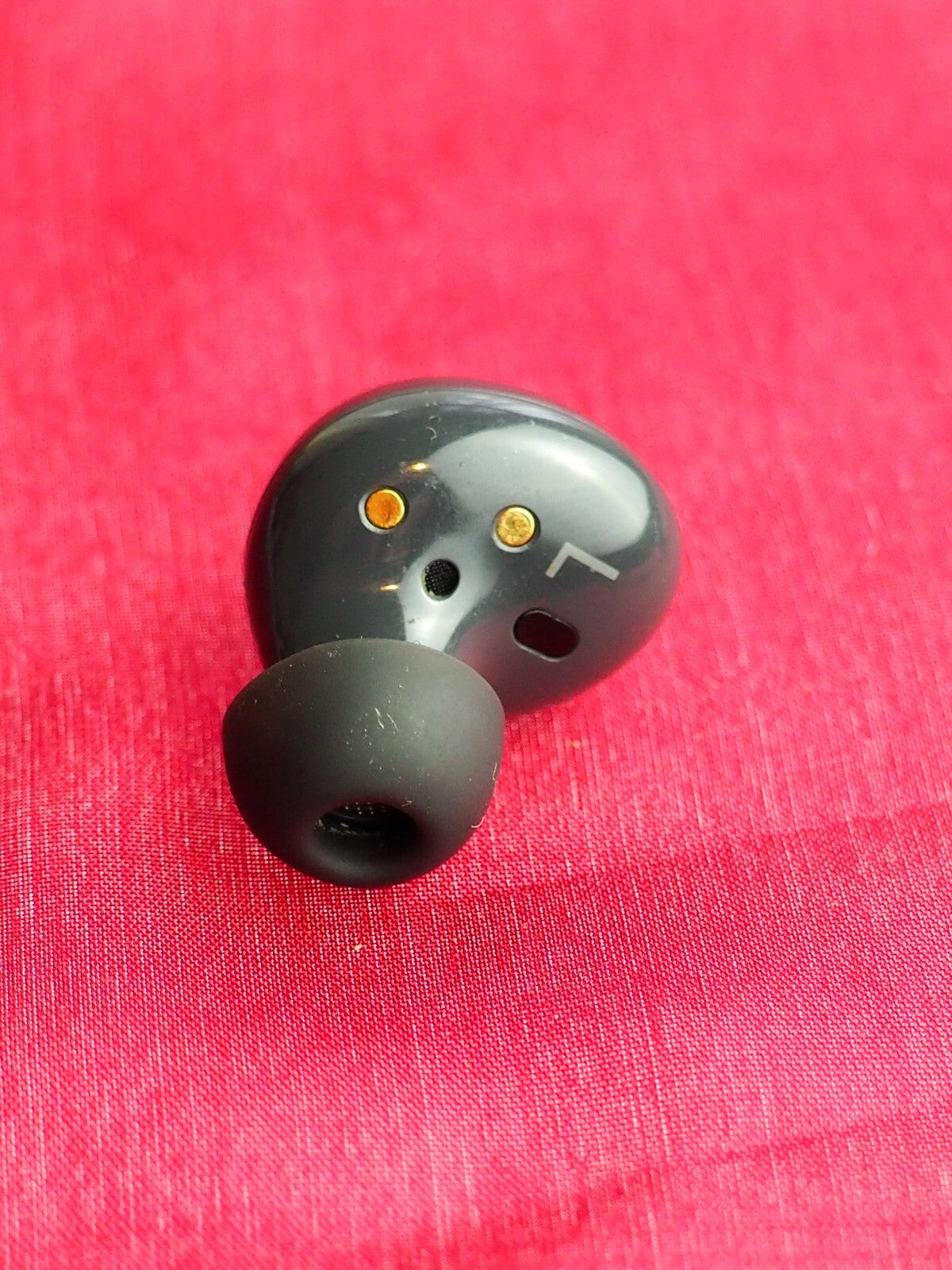 Samsung Galaxy Buds 2  Graphite/ grey LEFT BUD ONLY & WORKING