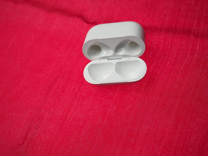 Genuine Apple Airpods 4 USB-C (A3058) Case Only & Working