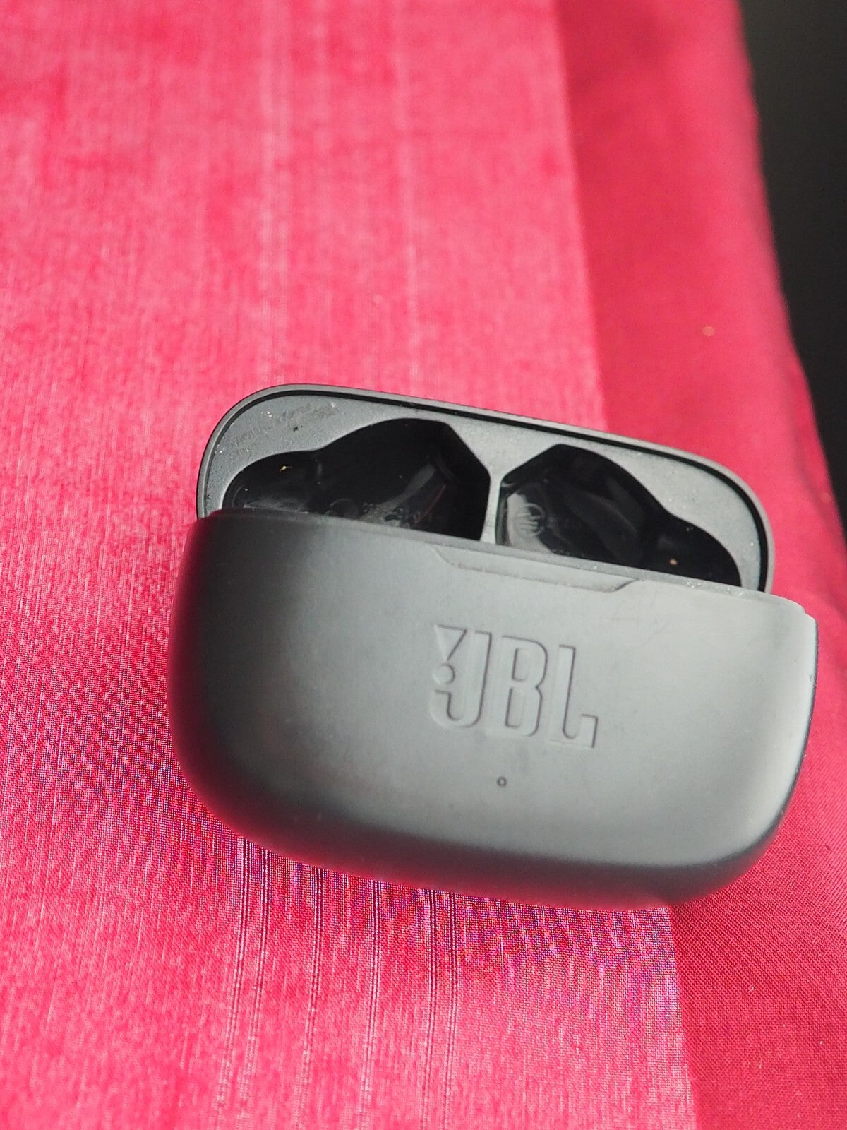 Jbl Wave 200 Case Only & Working