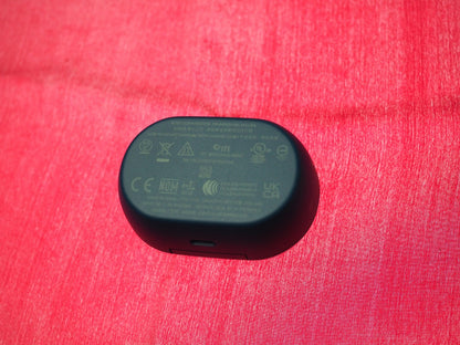 New Bose Quietcomfort Charging Case Only & Working