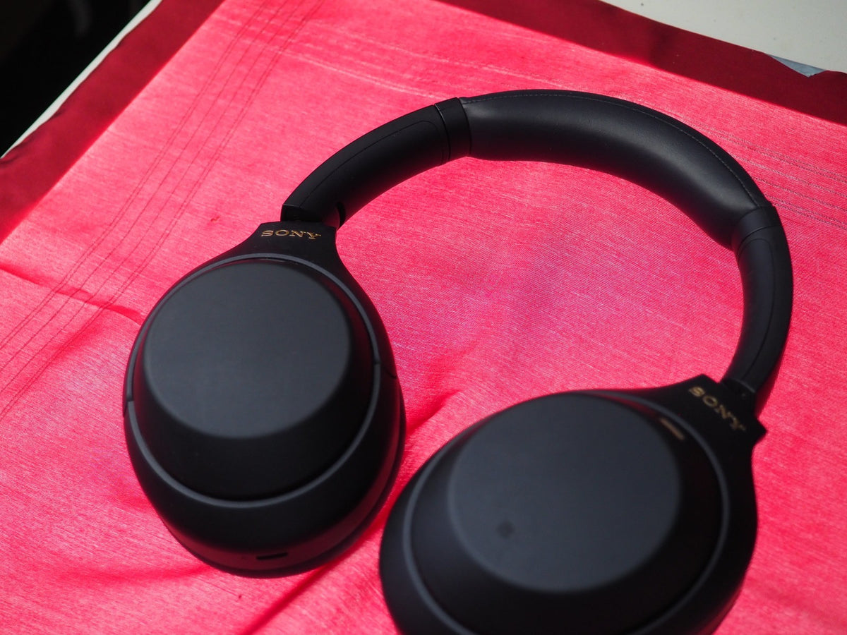 Sony WH-1000XM4 Bluetooth Headphones & Not Working