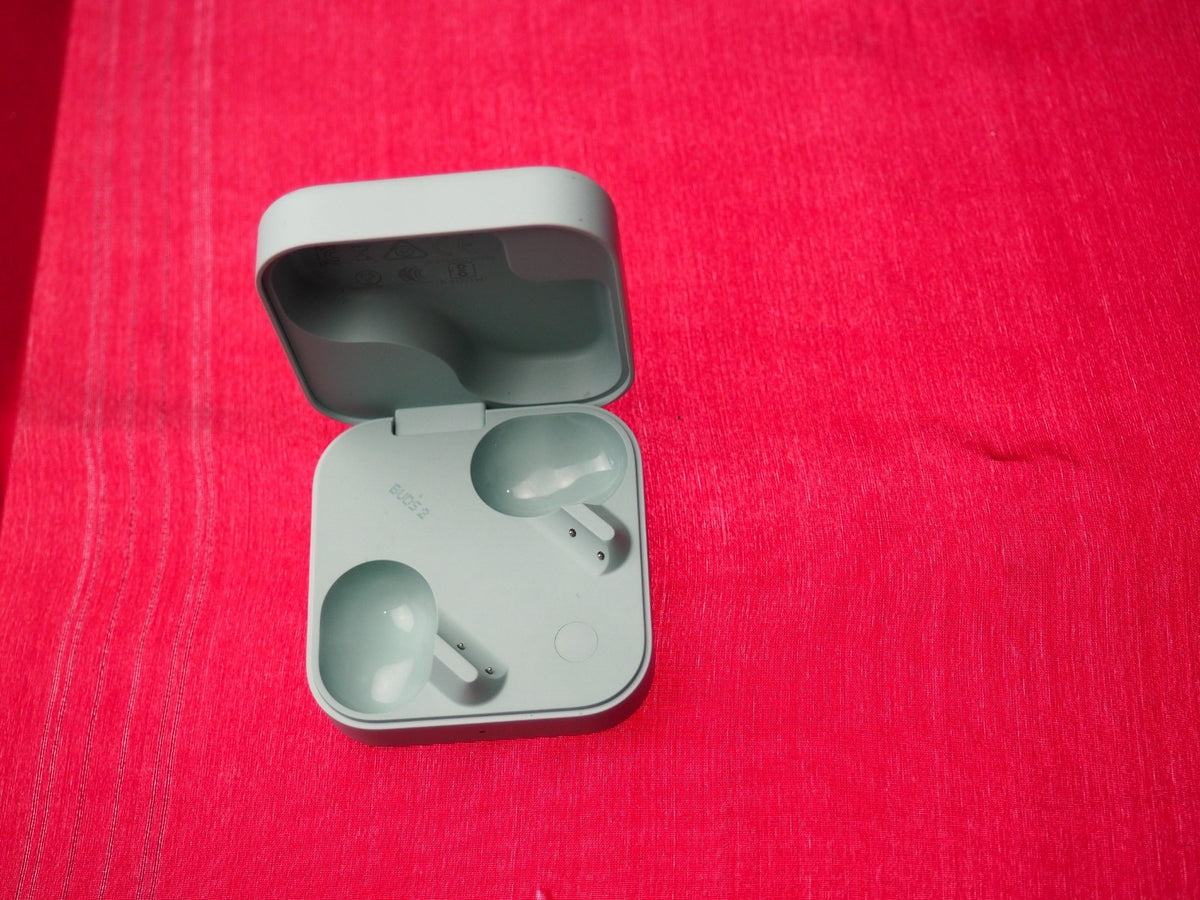 CMF Buds 2 B179 Case Only & Working