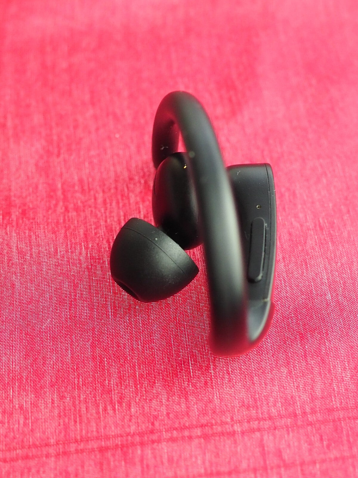 Powerbeats Pro Black Left Bud Only & Working