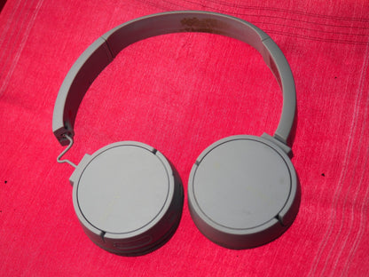 Sony CH500 Bluetooth Headphones & Fully Working But Snapped