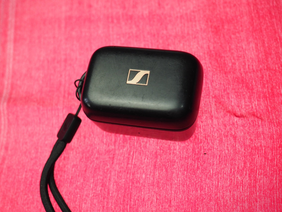 Sennheiser Sport Case Only & Working