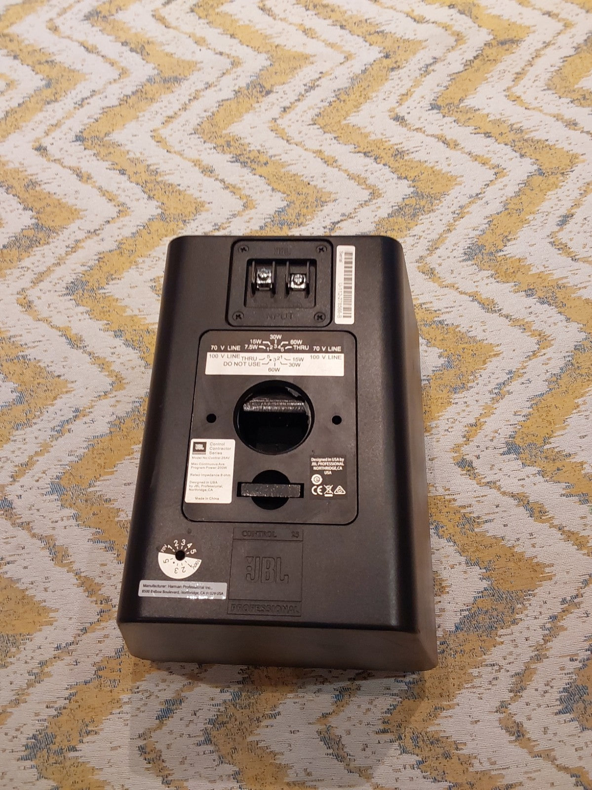 JBL Control 25AV  compact, 2-way shielded monitor speaker