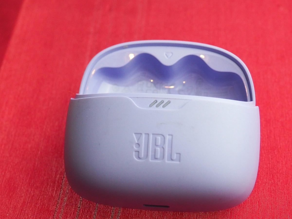 JBL Tune Beam Case Only & Working