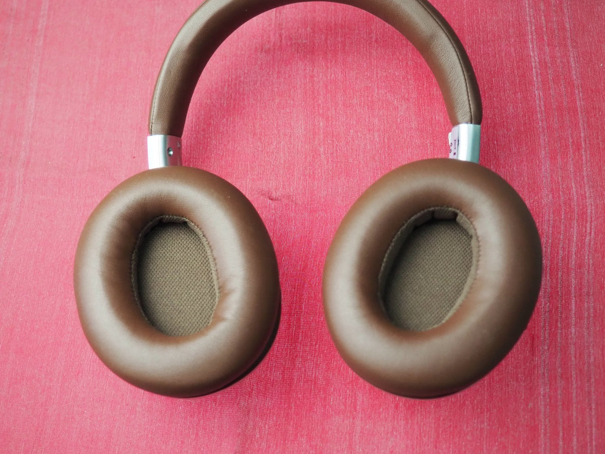 Whizzer W1S Vintage Style Bluetooth Headphones