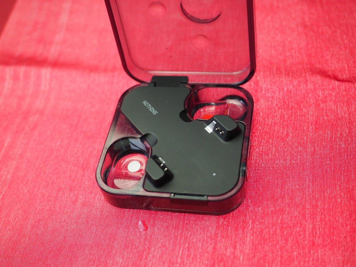 Nothing Ear B177 Case Only & Working