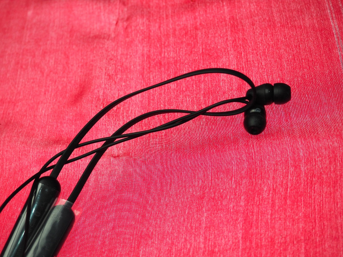 New Sony WI-C200 Black Bluetooth Earbuds