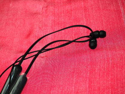 New Sony WI-C200 Black Bluetooth Earbuds
