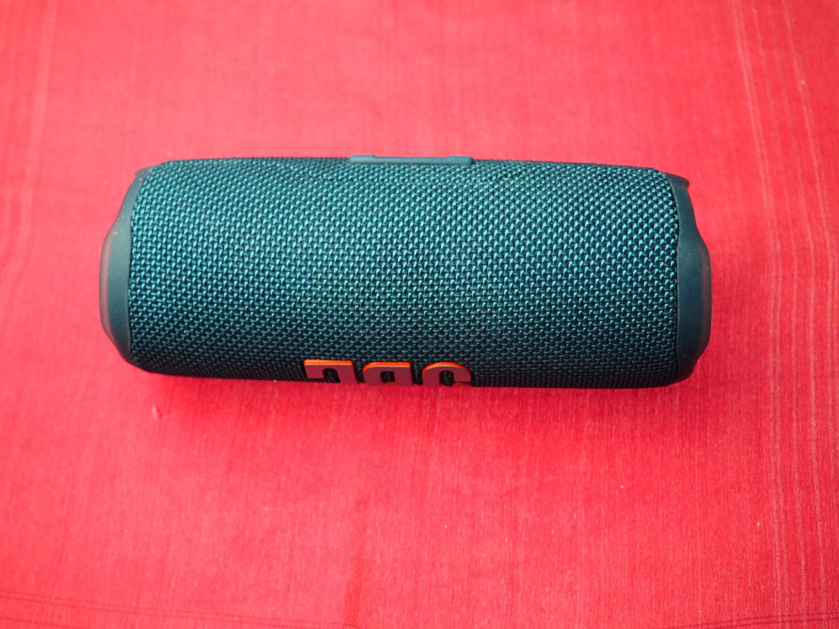 JBL Flip 6 Bluetooth Wireless Speaker & Working