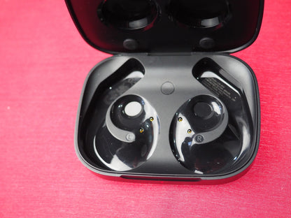Honor Earbuds Open Case only & Working