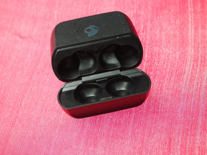 Audio Technica ATH-CK550TW Case Only & Working