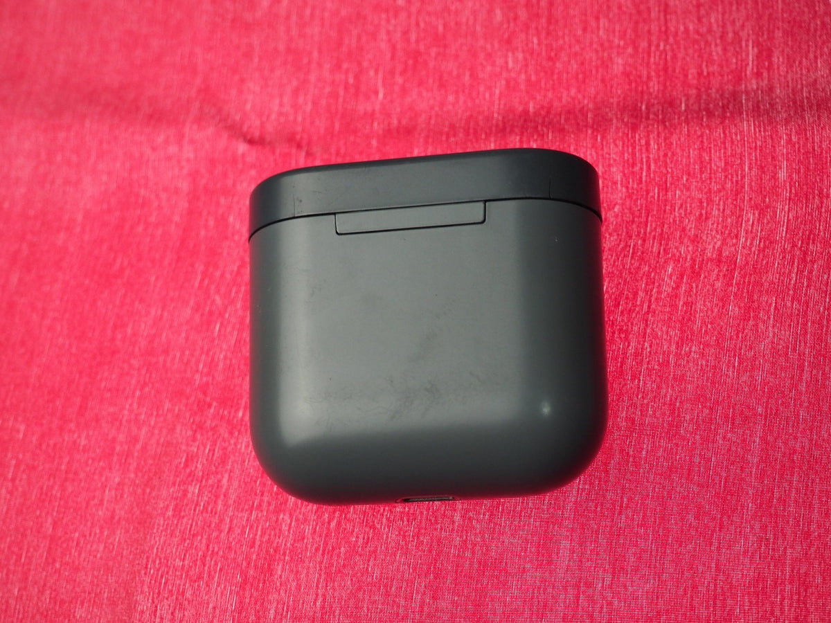 Bowers & Wilkins PI5 S2 Case Only & Working